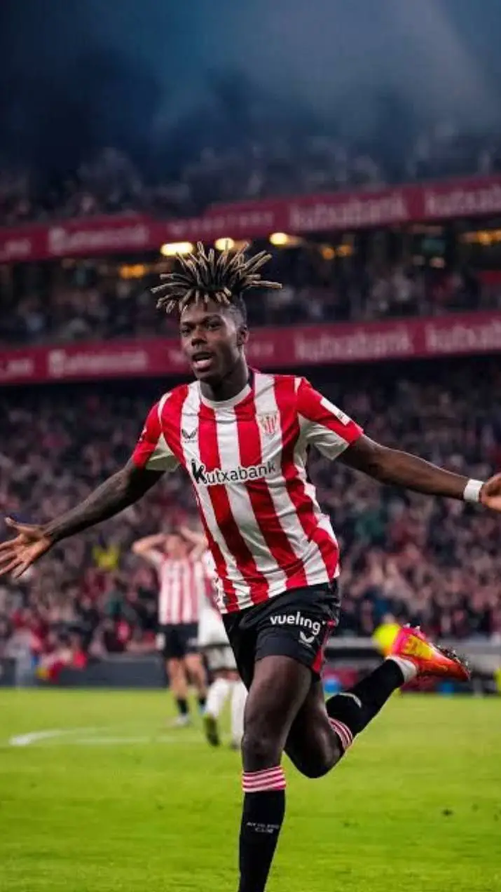 ai character: Nico Williams  background