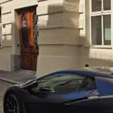 chat with ai character: Lamborghini 