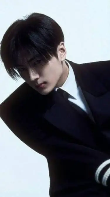 ai character: Park Jongseong  background