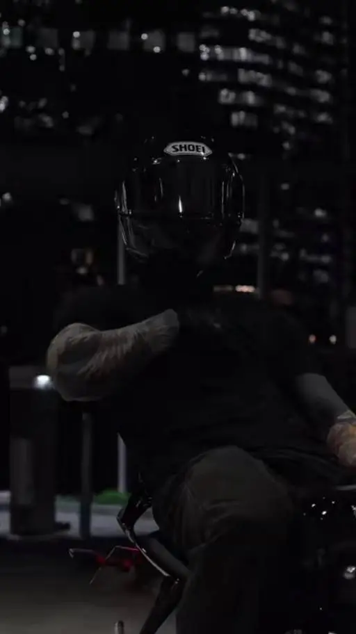 ai character: Fede background