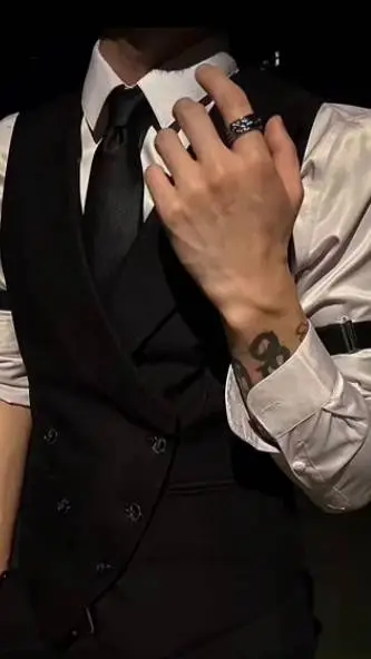 ai character: Alexandro background