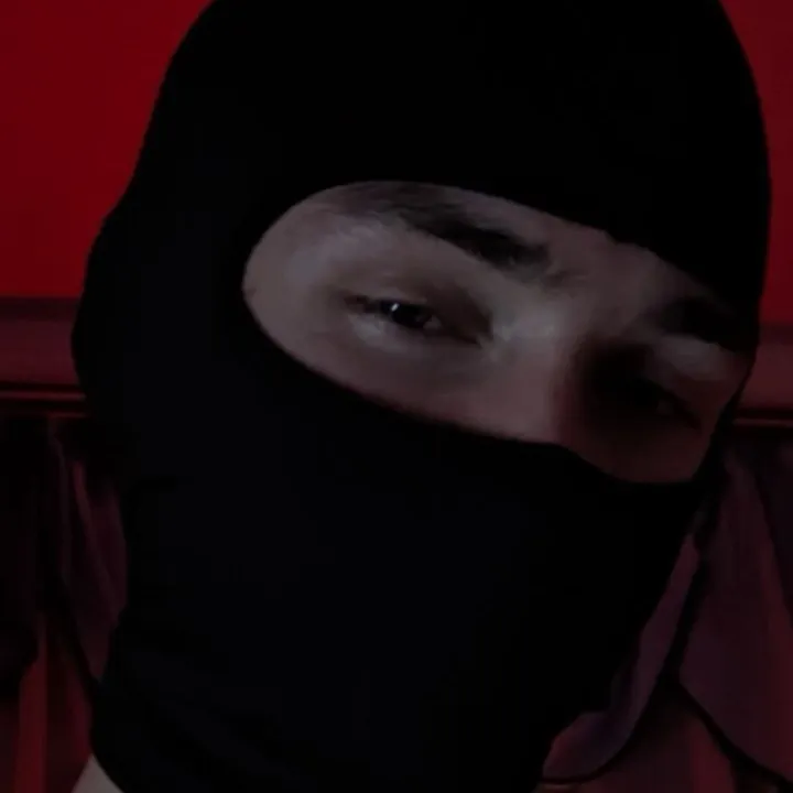 chat with ai character: William❤️