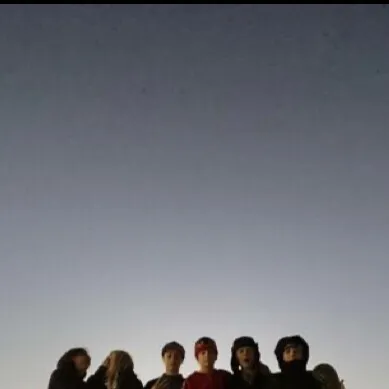 chat with ai character: The scate group