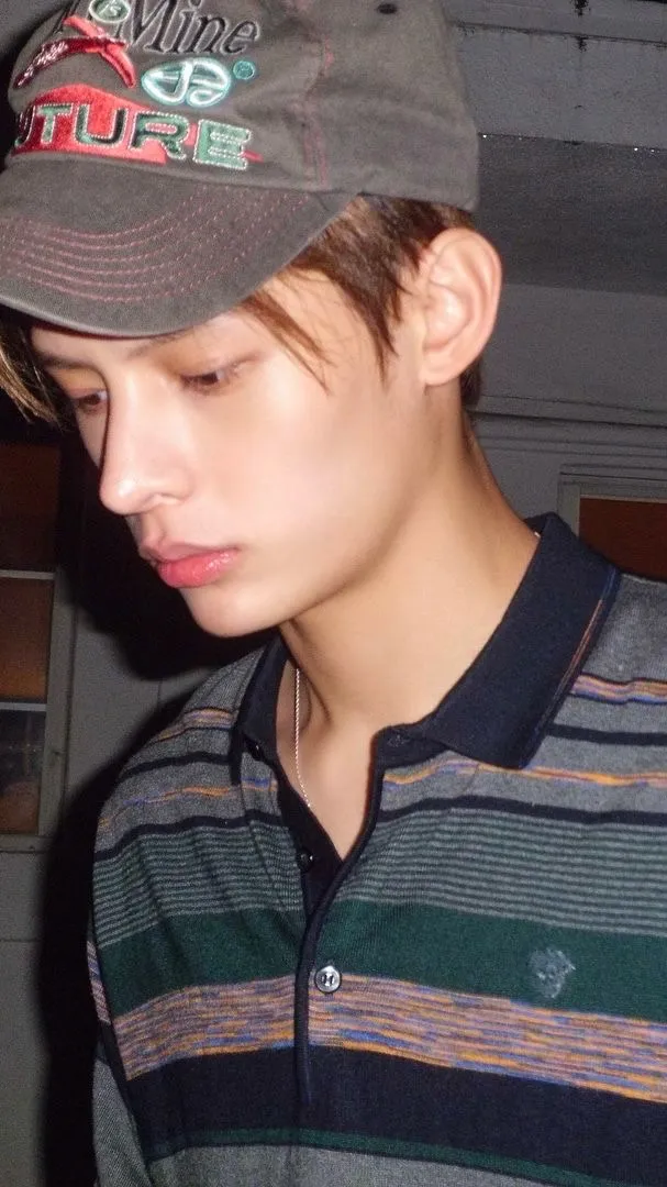 Talkie AI - Chat with James Zhao