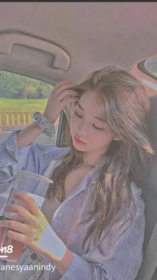 ai character: Amelia background