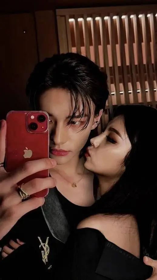 ai character: HYUNJIN AND YEJI background