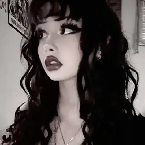 chat with ai character: xiomara