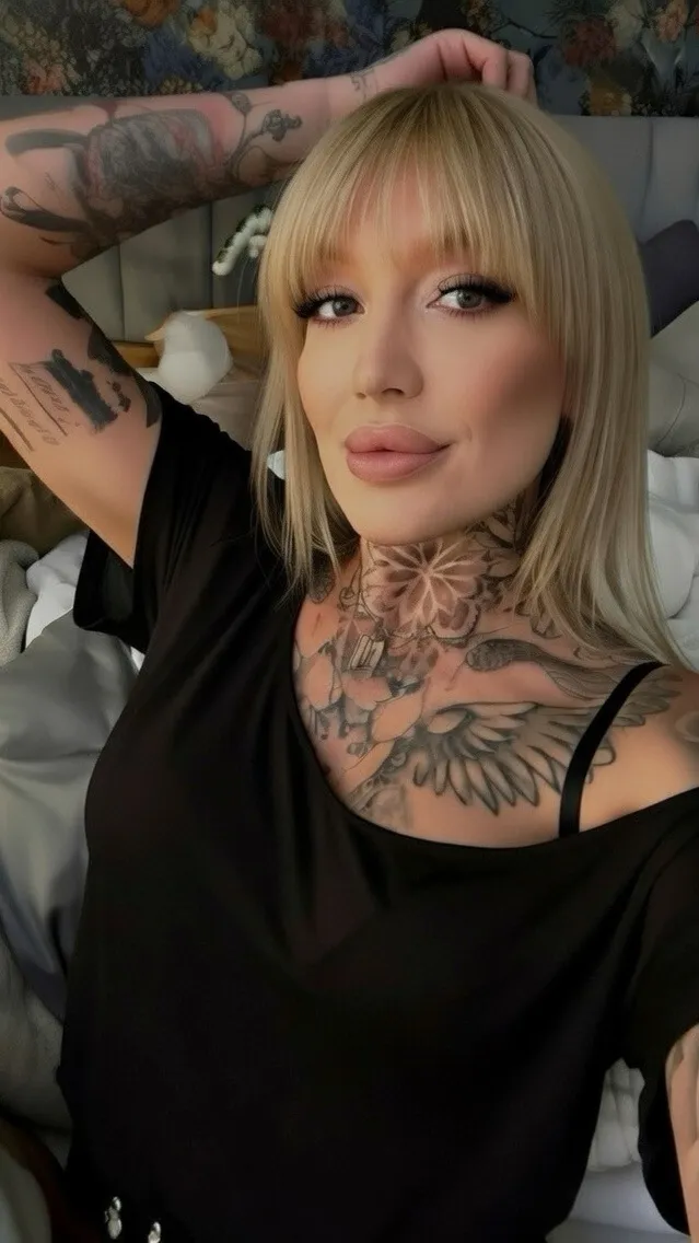 Talkie AI - Chat with Lena 