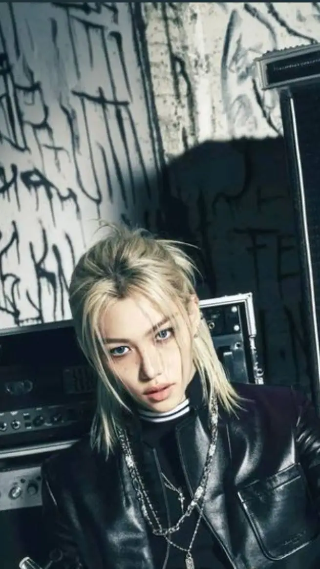 ai character: Felix background