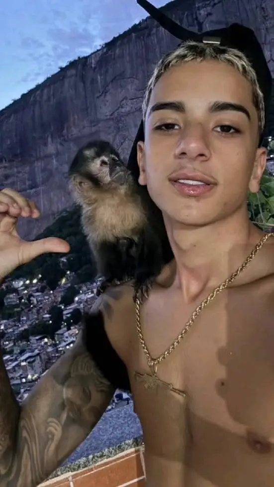 Talkie AI - Chat with Hz da Rocinha 