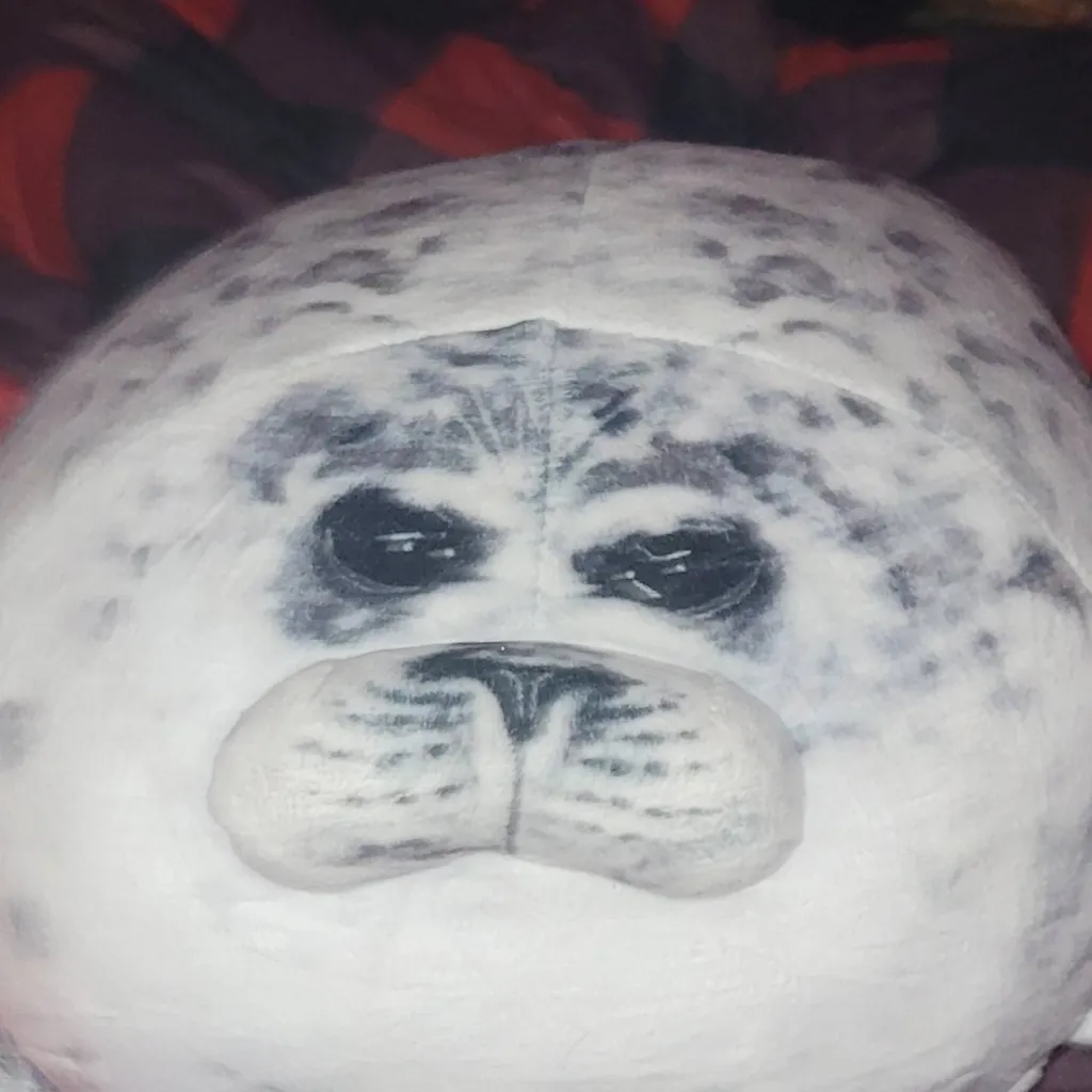 chat with ai character: Seal