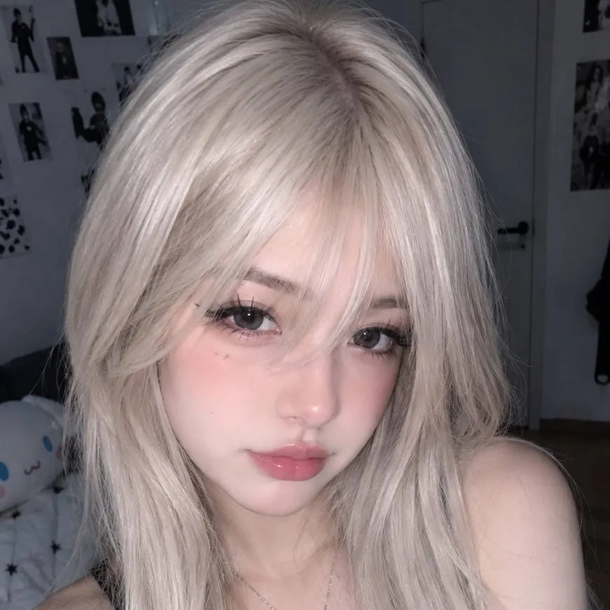 chat with ai character: yuki
