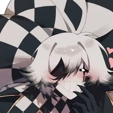 chat with ai character: 🤍Kin🖤