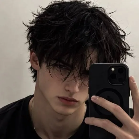 chat with ai character: levi