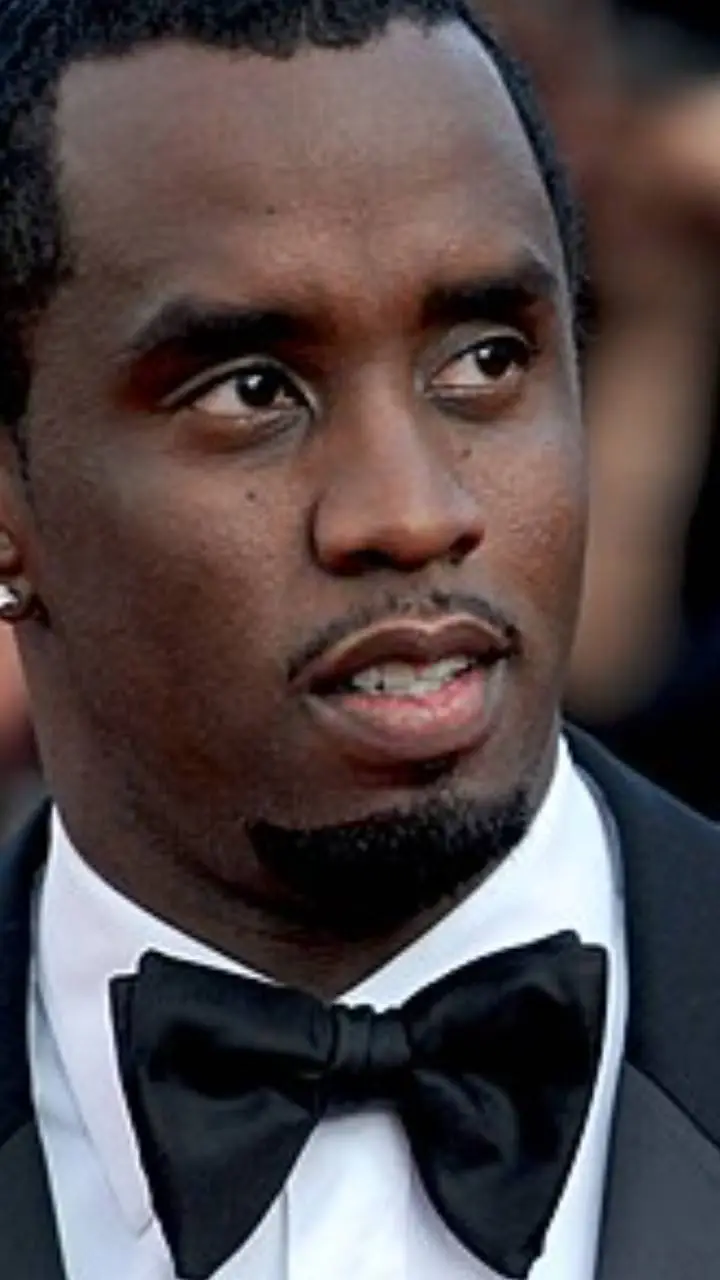 ai character: Diddy background