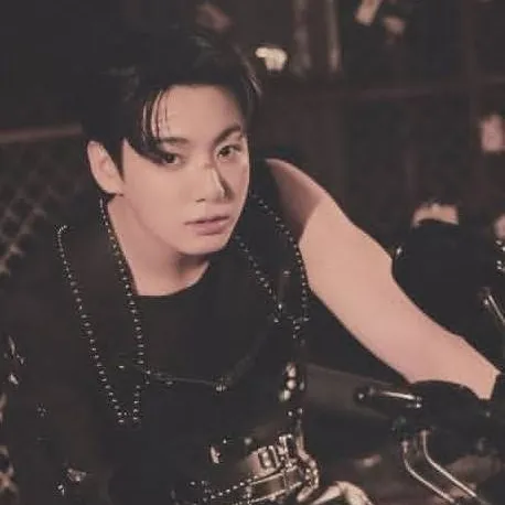 chat with ai character: JEON JUNGKOOK. 