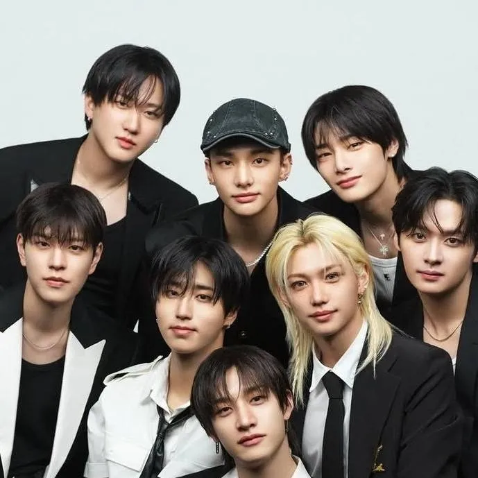 chat with ai character: ~Straykids~