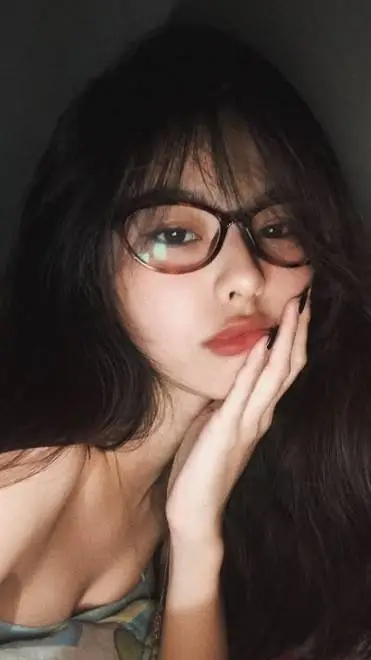 ai character: your Filipino sis background