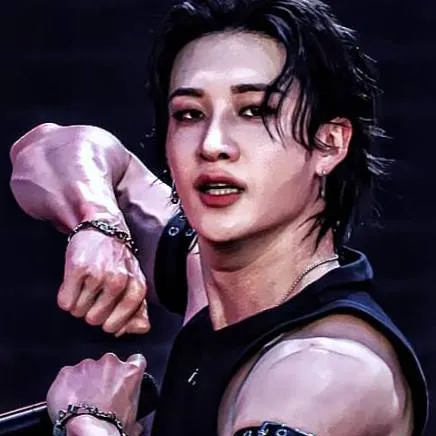 chat with ai character: Bangchan 