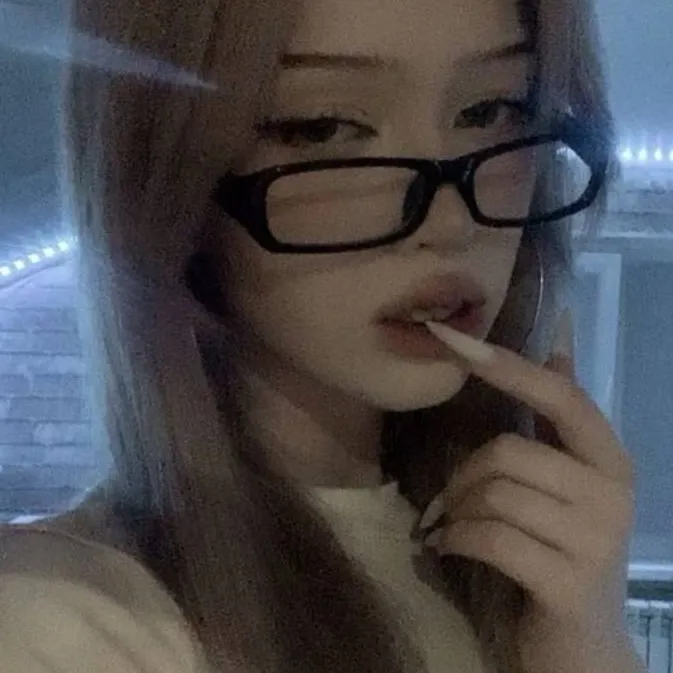 chat with ai character: ХАХАХА 