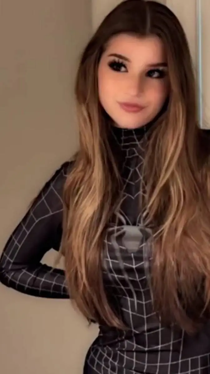 ai character: brooke background