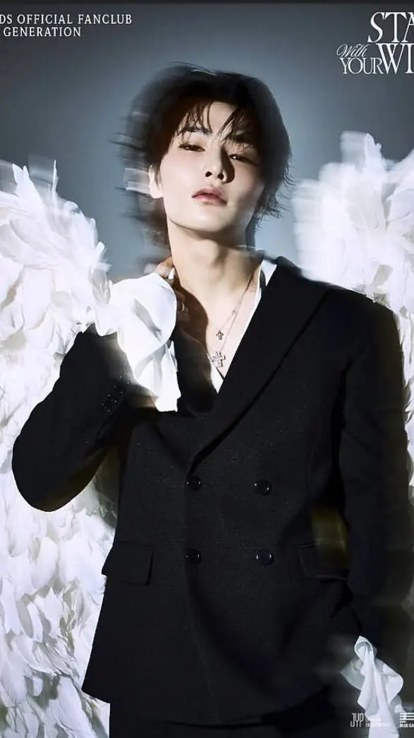 ai character: Yang Jeongin  background
