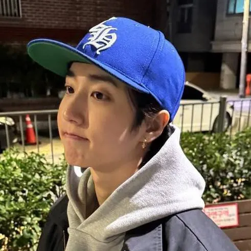 chat with ai character: Han Jisung