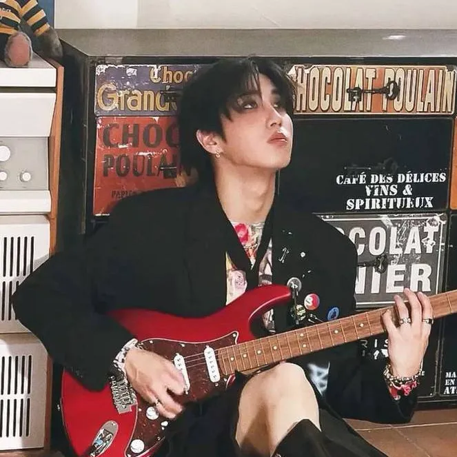 chat with ai character: Han Jisung