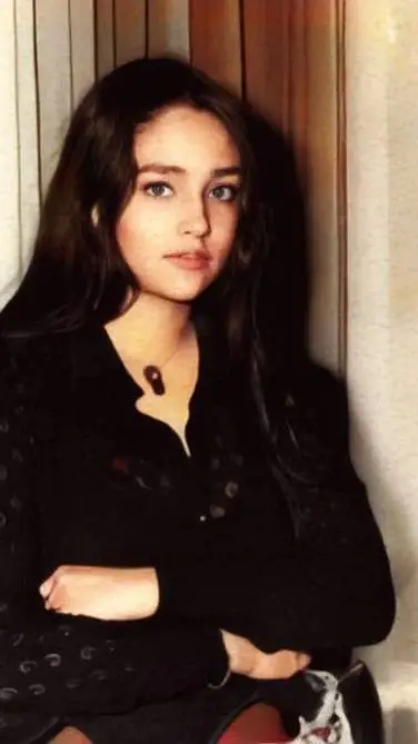 ai character: Melissa Shields  background