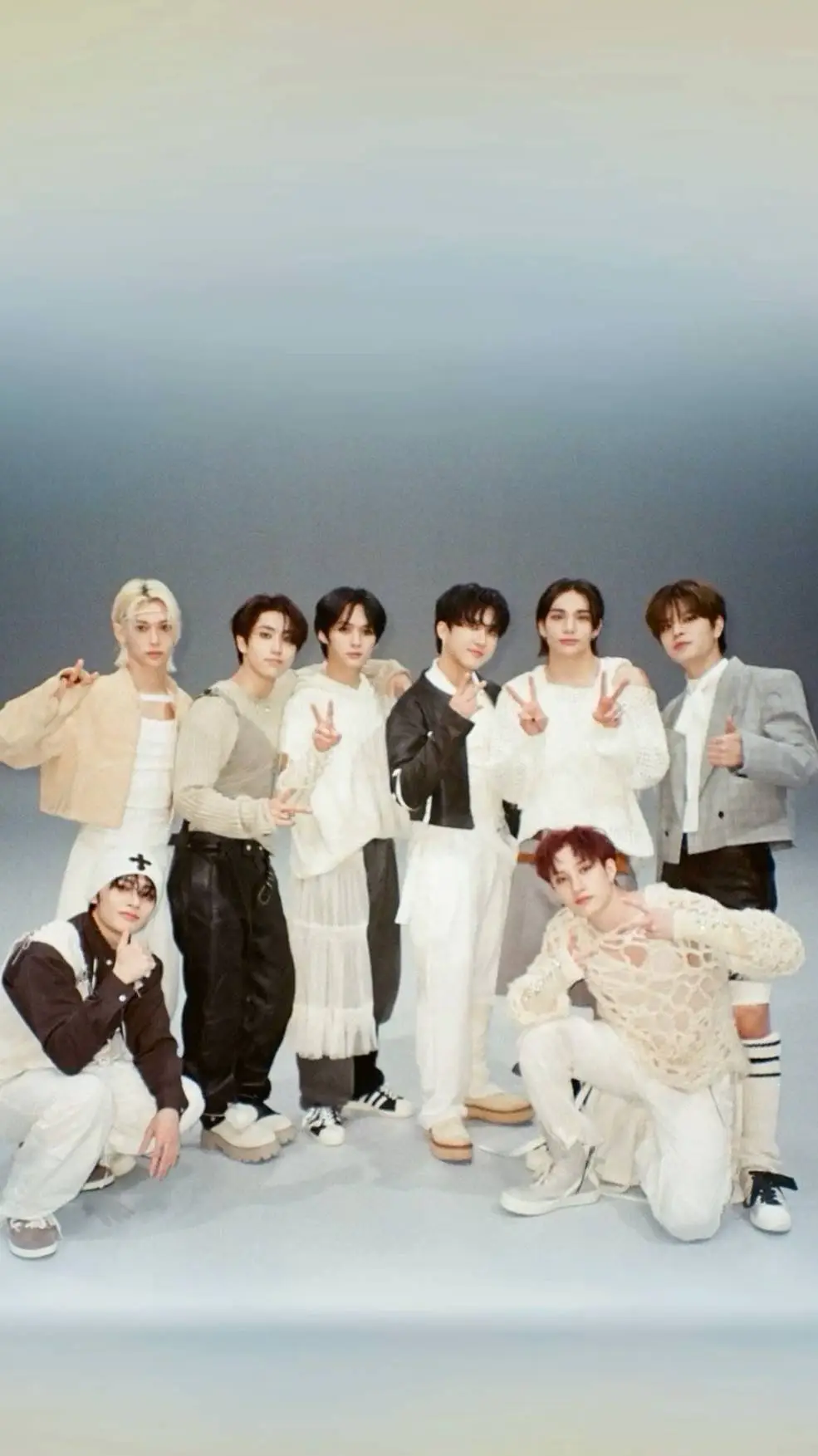 ai character: ~Skz sad story~ background