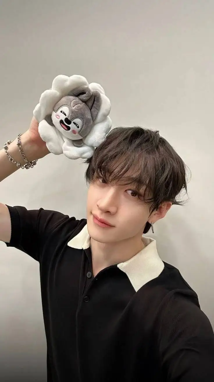 ai character: • bangchan fam • background