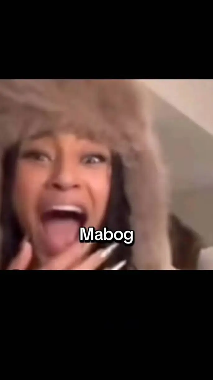 ai character: Manon from katseye background