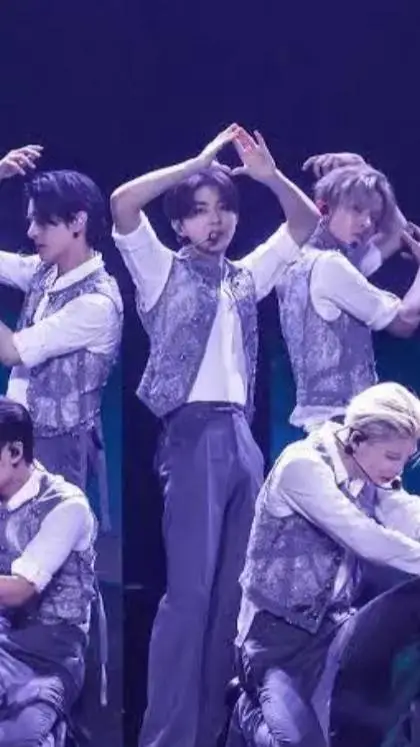 ai character: enhypen! background