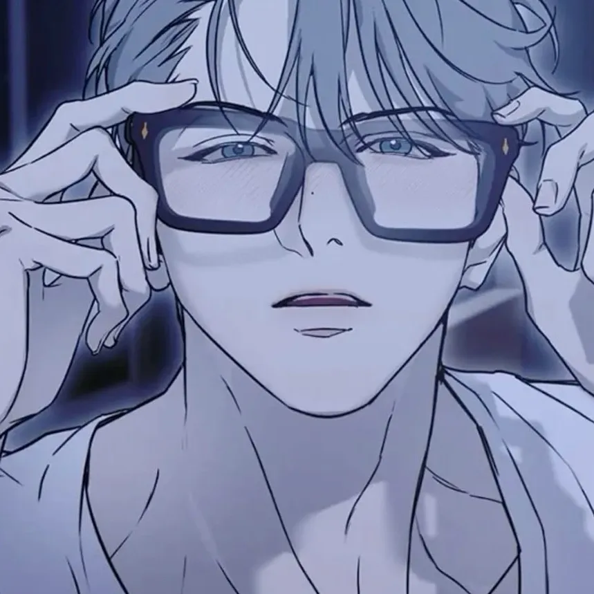 chat with ai character: Axel