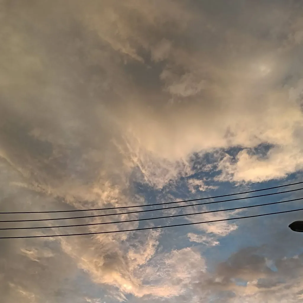 chat with ai character: wedding day fail?.