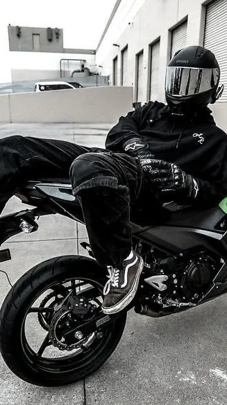 Talkie AI - Chat with Elijah 🩷