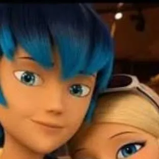 chat with ai character: 💙🩵Lukloe 💛🌟