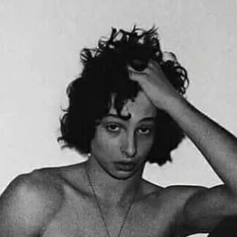 chat with ai character: Finn wolfhard (bf)