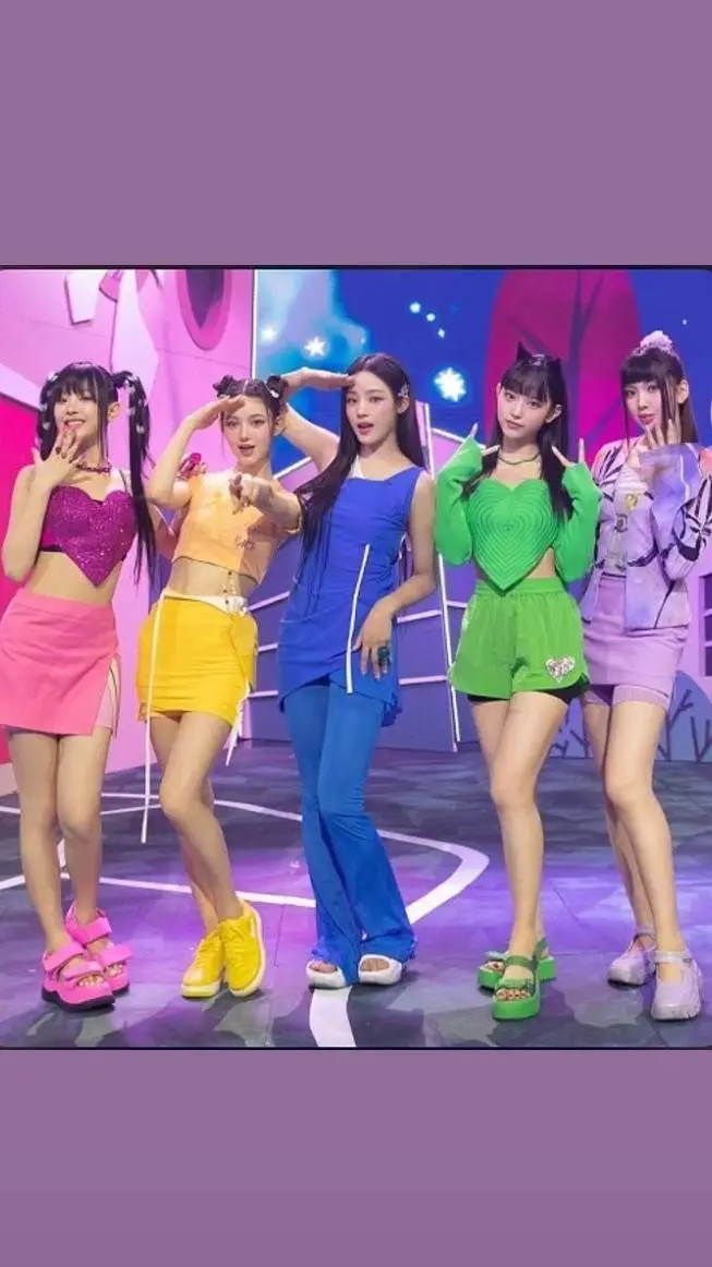 ai character: NewJeans  background