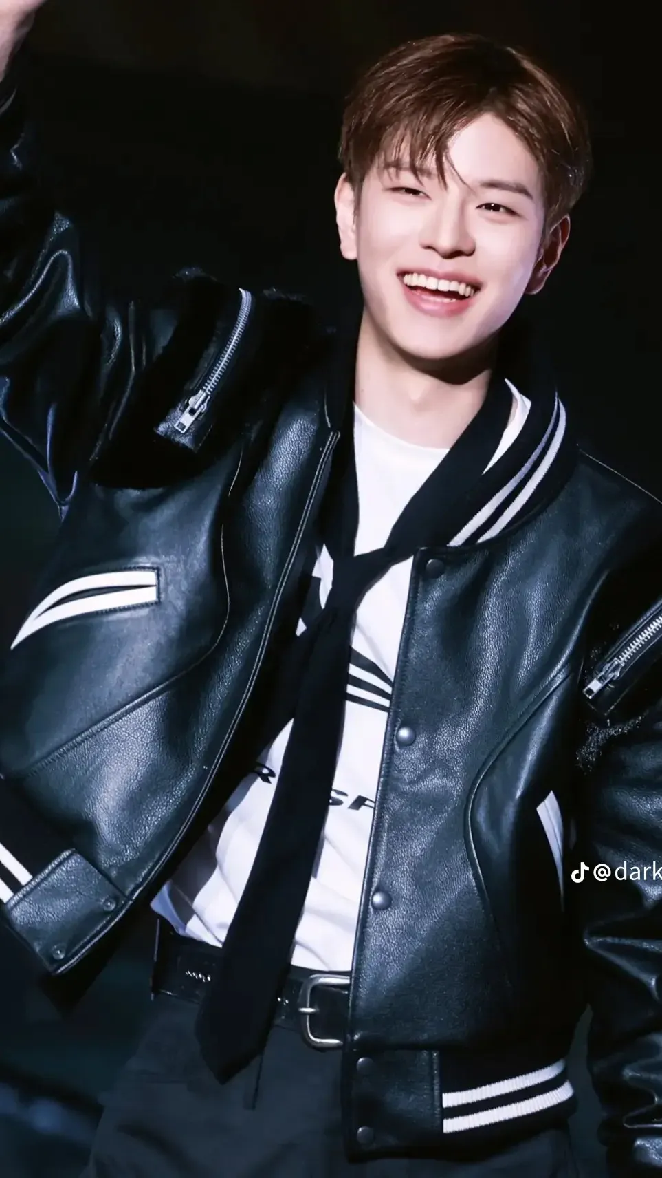 ai character: Katseye X skz background