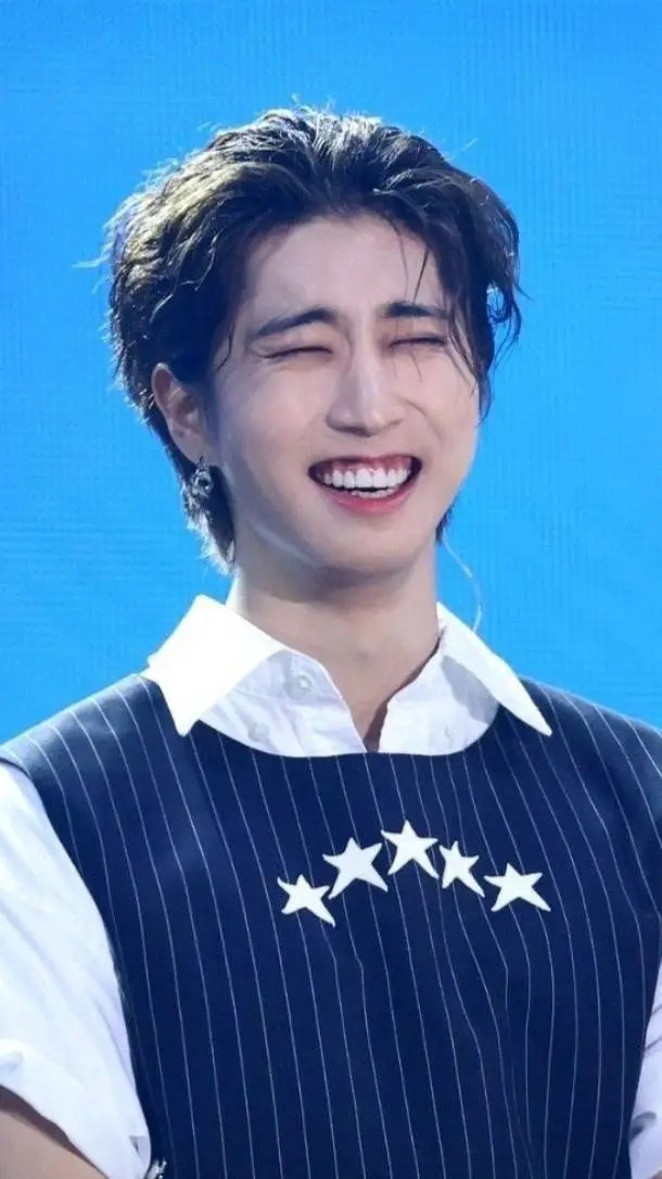 Talkie AI - Chat with ✨Han y tu milagro✨