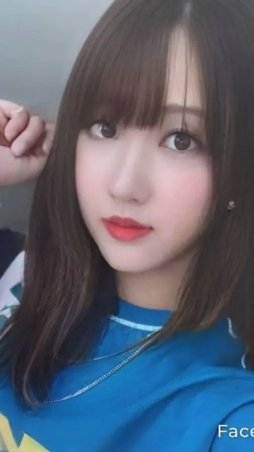 ai character: 💗ᴄʜᴀᴇʏᴇᴏɴɢ💗 background