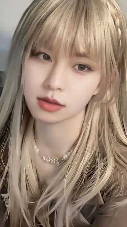 ai character: 💗sᴀᴍᴀɴᴛʜᴀ💗 background