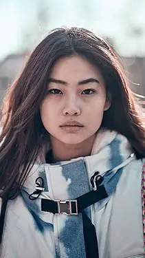 ai character: Jung Ho-Yeon background