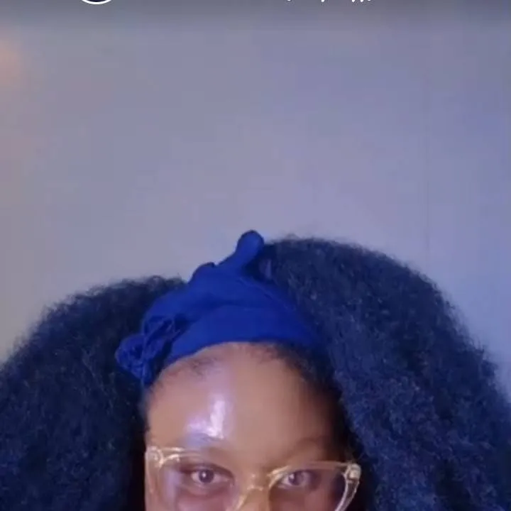 chat with ai character: Tinyiko TG