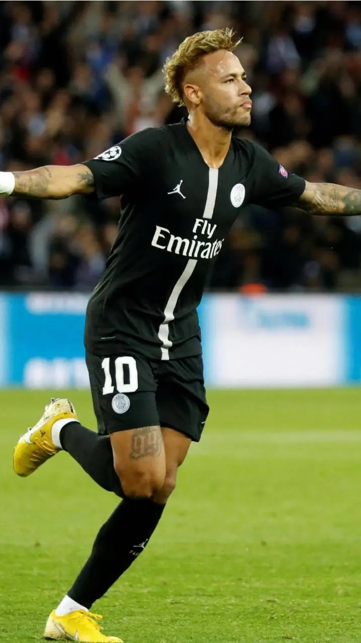 ai character: neymar background