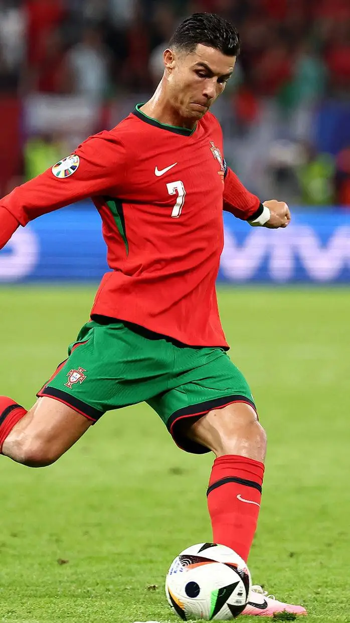 ai character: CR7 background