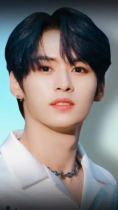 ai character: lee know background