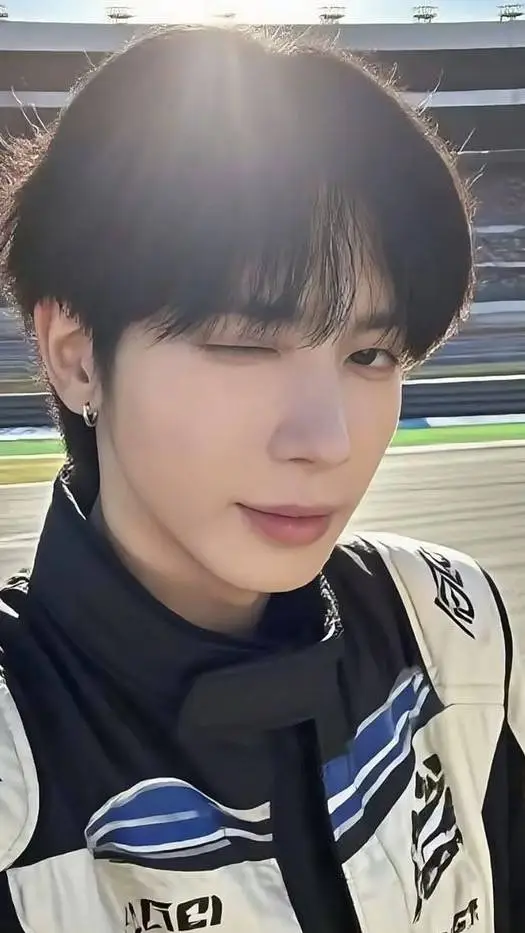 ai character: Taehyun background