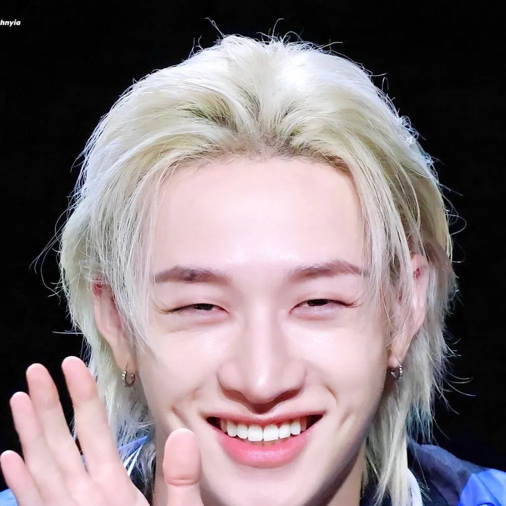 chat with ai character: Bangchan bf 